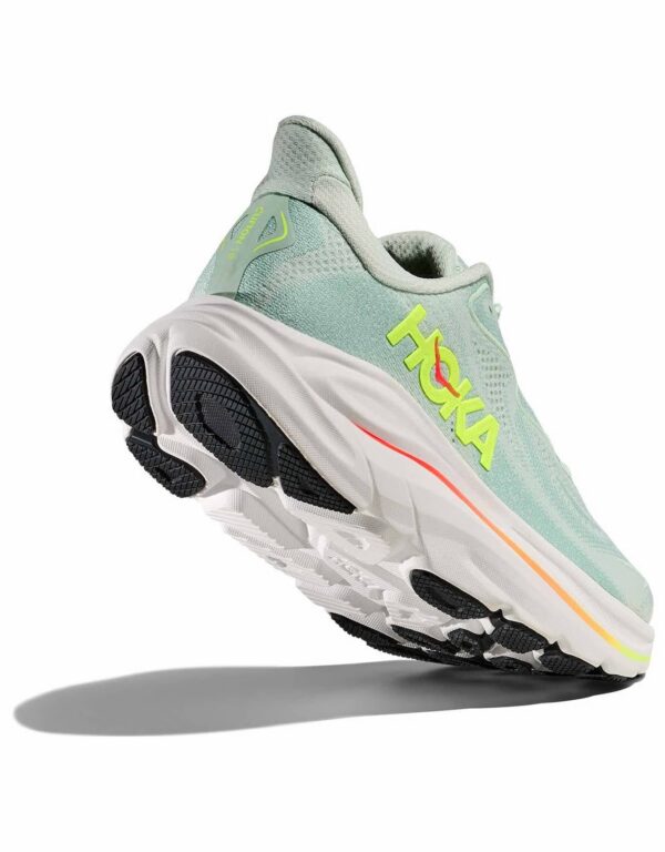 1162031-SLSSN_HOKA01317_02_202511270544_jpg.jpeg 33944641